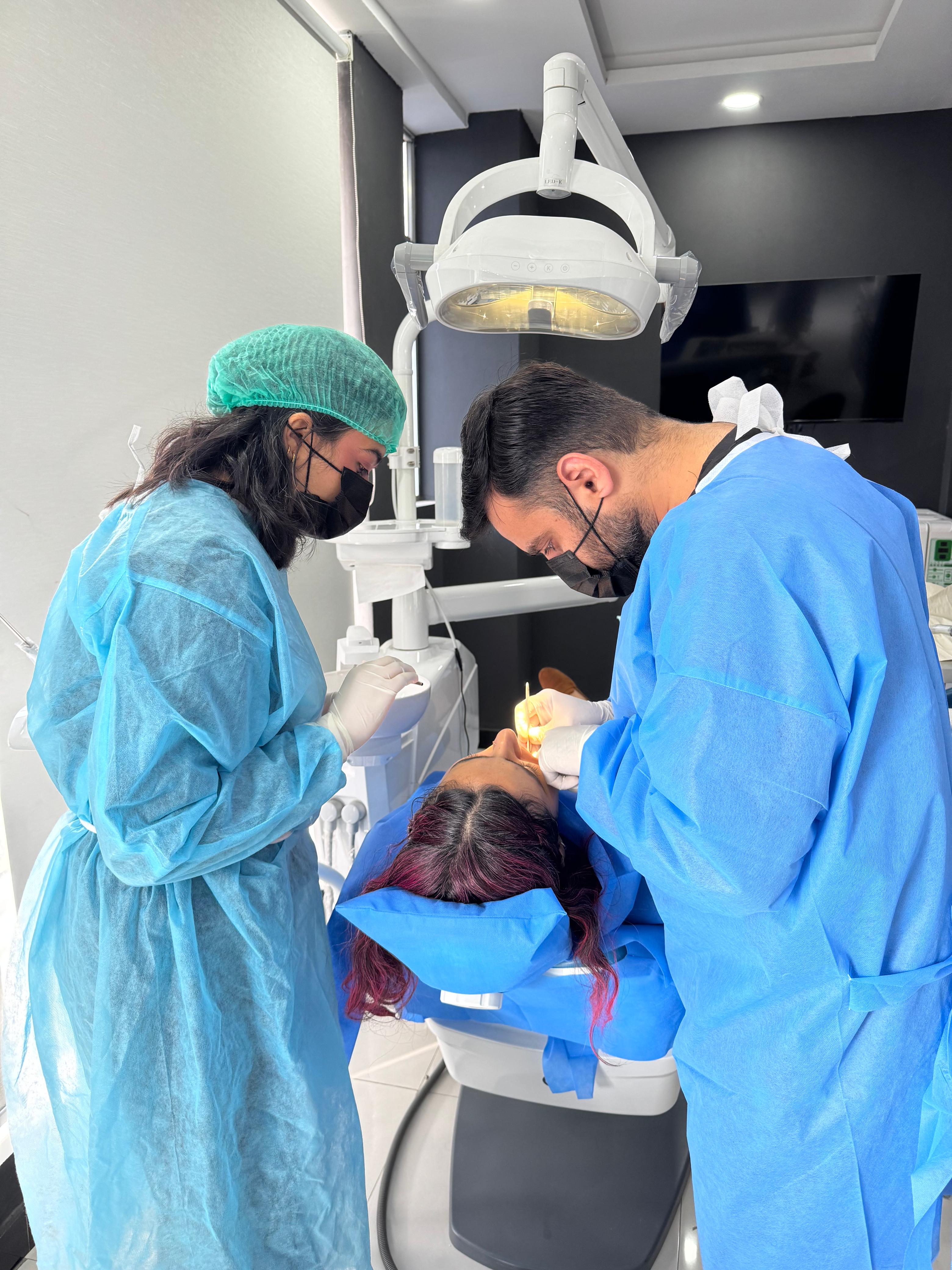 Painless wisdom tooth removal procedure Lahore
